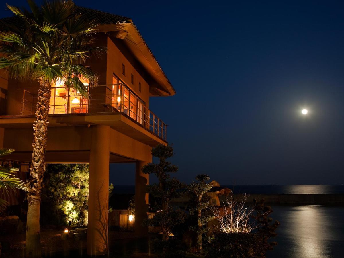 อะวะจิ ยุเมะเซงเก - ซุโมะโตะ ออนเซน Hotel Sumoto ภายนอก รูปภาพ